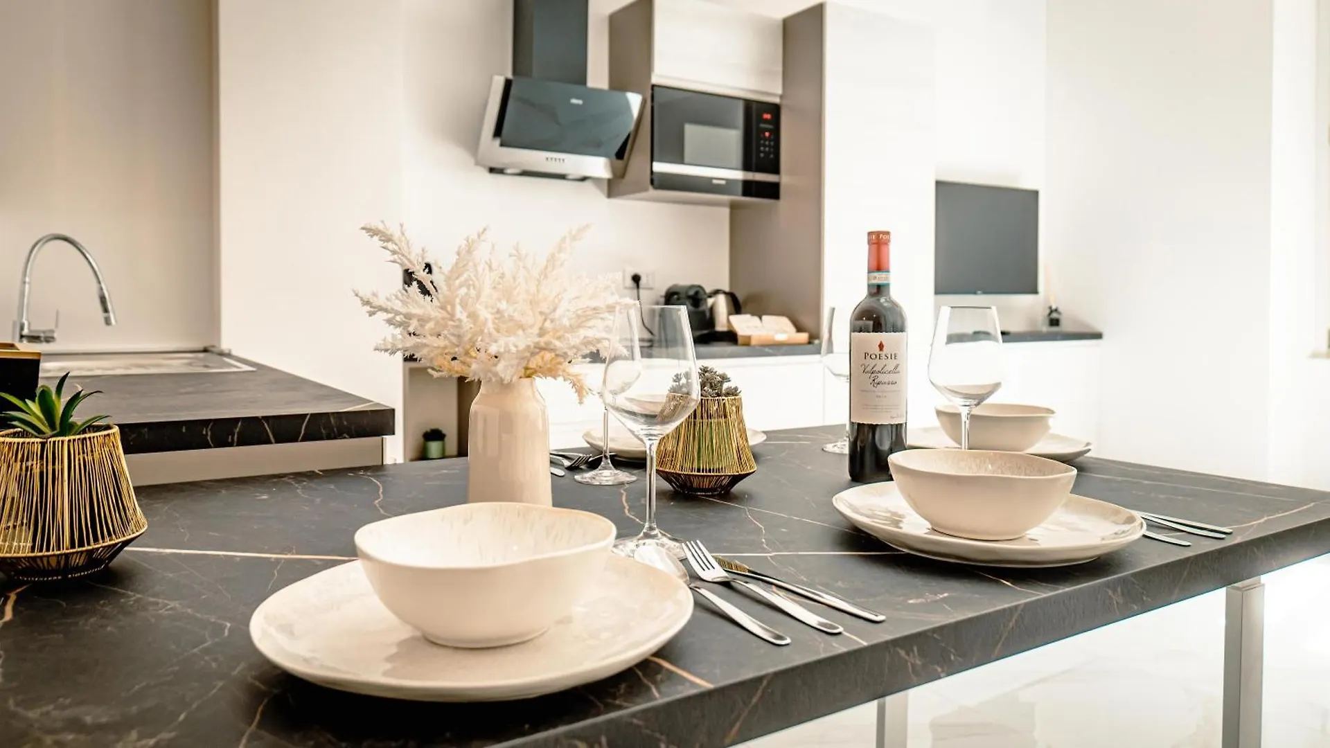 Mantovani Apartament-In The Heart Of Como Apartmán